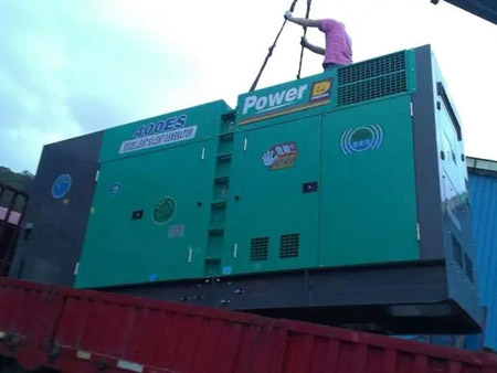 屯溪柴油发电机组转速不稳定时，如何对发动机进行维护？