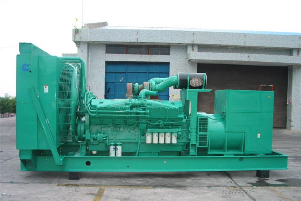 屯溪工厂发电机应急发电时如何更准确地检查发电机状态？