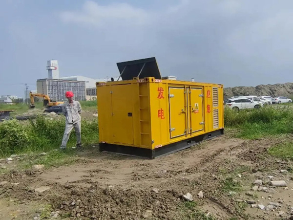 屯溪200KW柴油发电机机组每小时的油耗量受哪些因素影响？